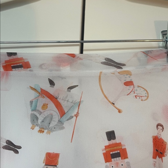 Danse de Paris Ballet Sweet White Skirt with Nutcracker Print - Picture 5 of 6